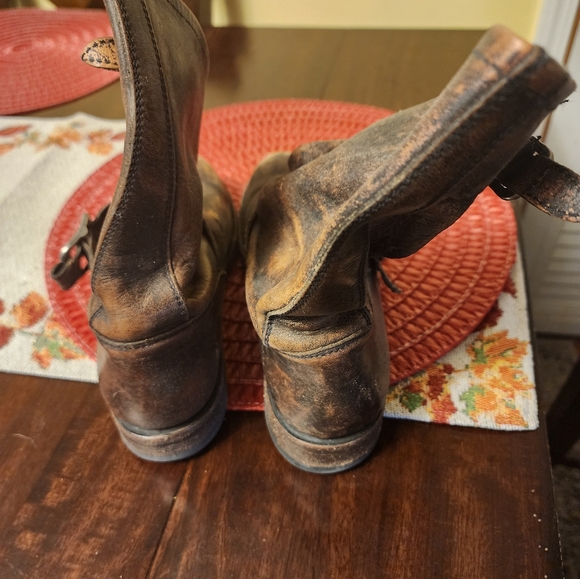 Frye Boots - Picture 4 of 5